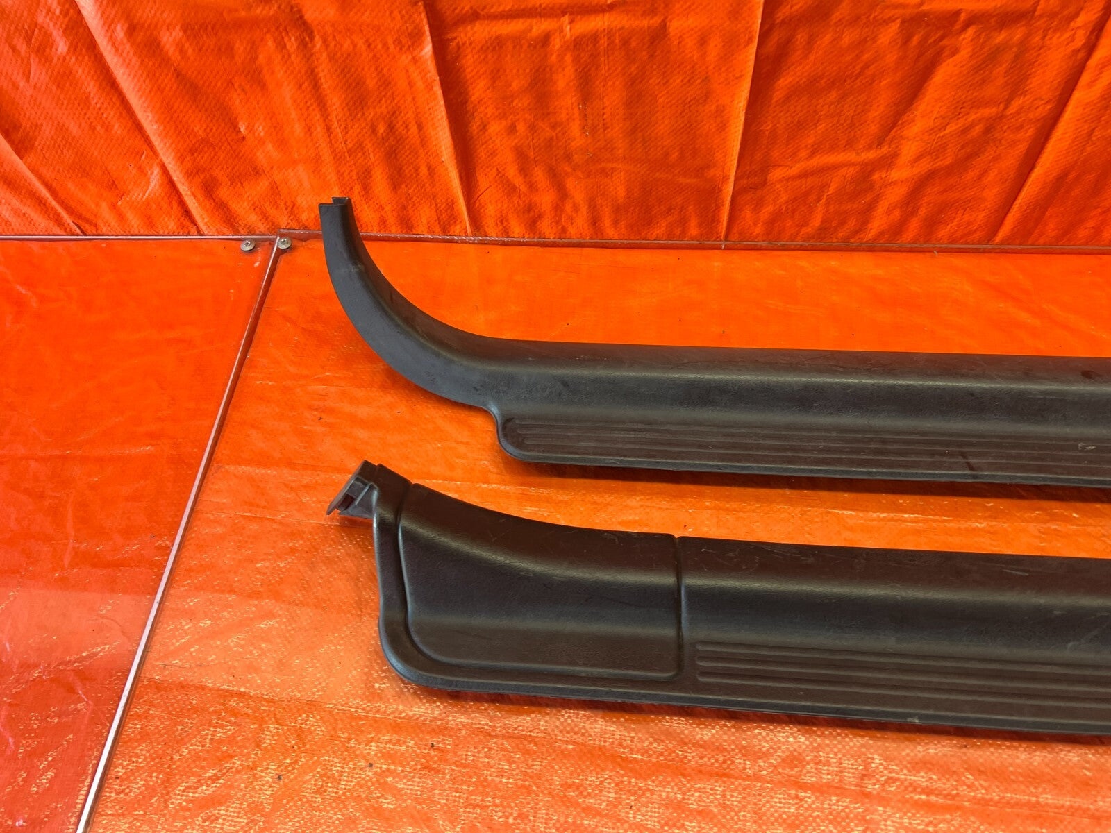 93 97 HONDA DEL SOL   FLOOR PILLAR SCUFF PLATE SET LEFT & RIGHT   OEM #14610