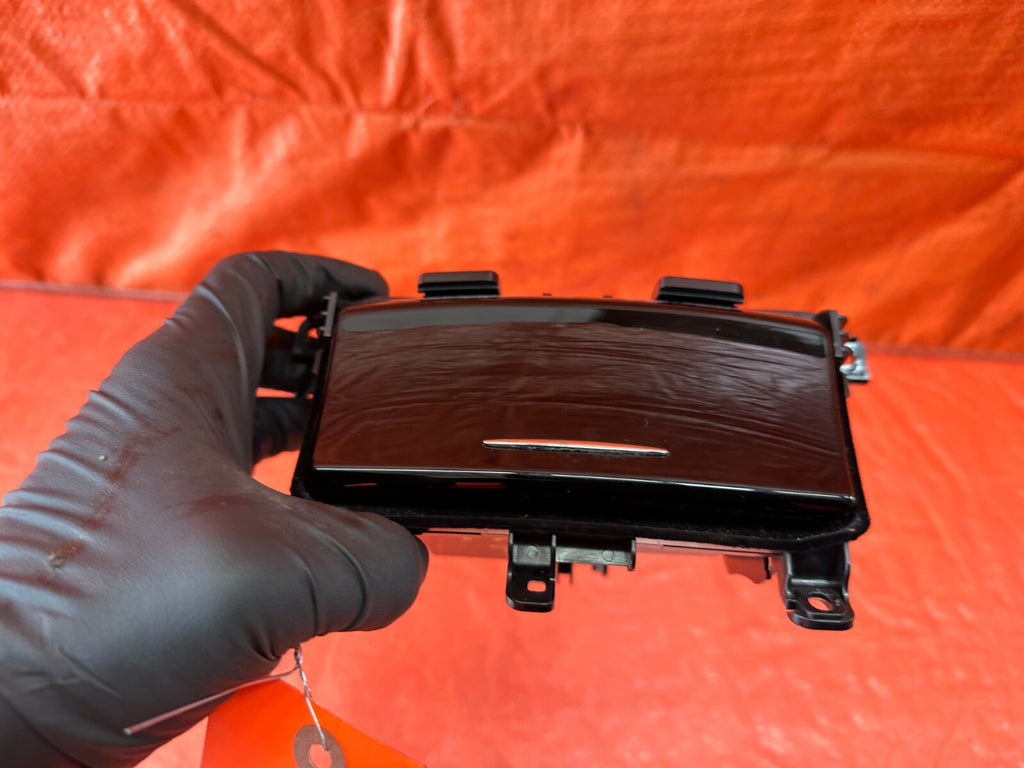16 18 INFINITI Q50   12 VOLT 12 V CENTER CONSOLE STORAGE CUBBY POCKET   OEM 2424