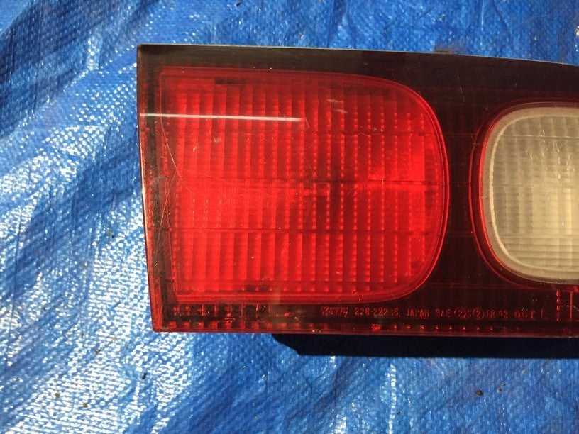 OEM 1994   1995 Acura Integra SEDAN Driver Side Left Inner Tail Light #11122