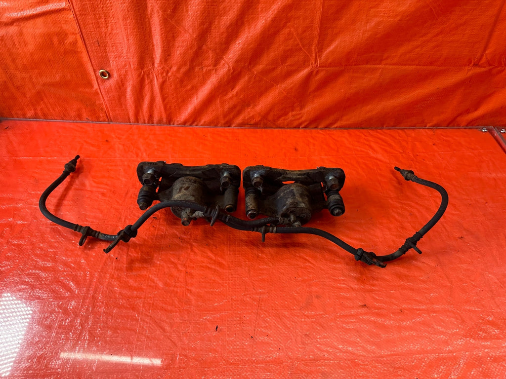 92 93 HONDA CIVIC HATCHBACK   FRONT BRAKE CALIPERS   LEFT RIGHT CALIPER OEM #19910
