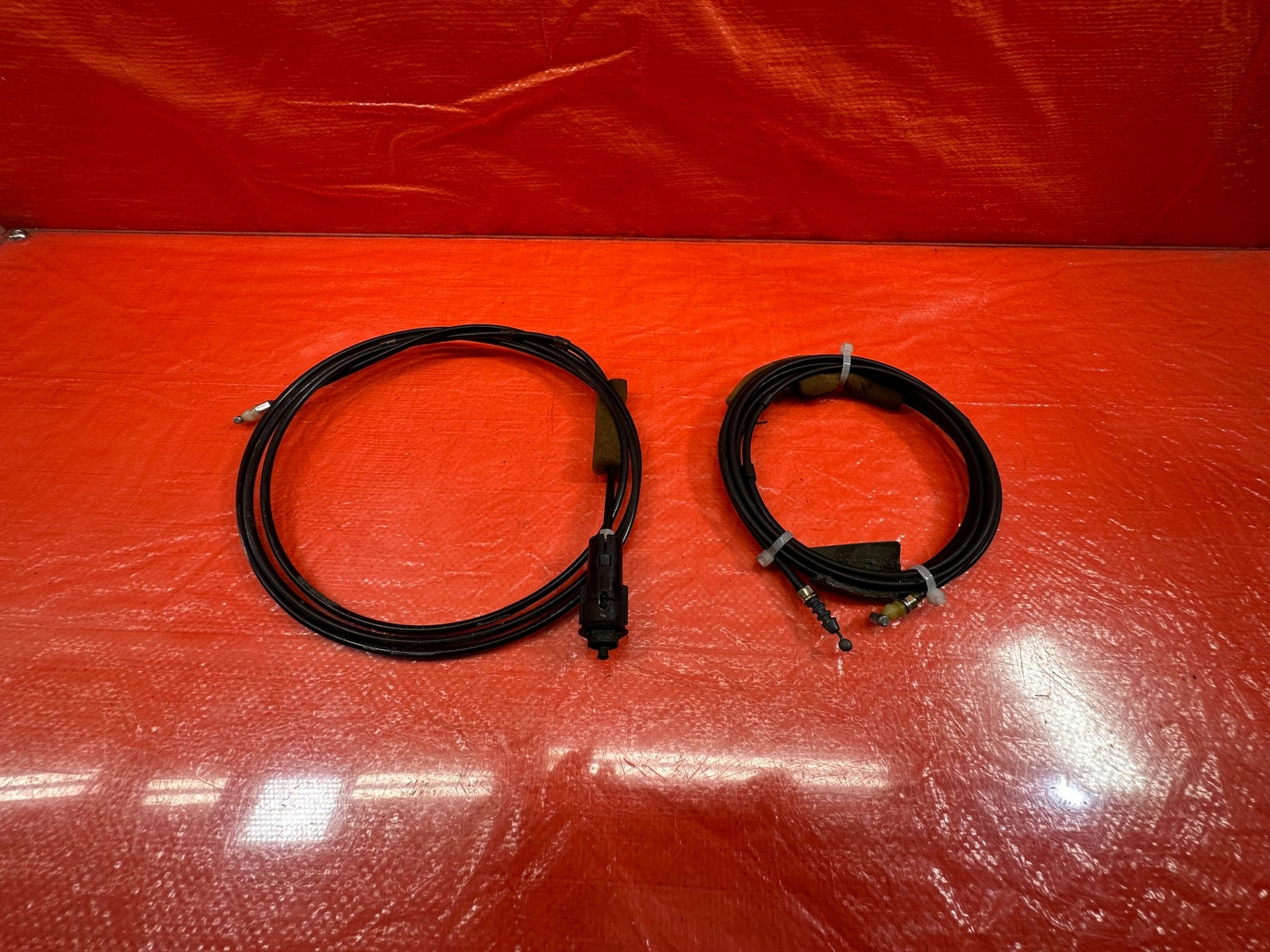 90 93 ACURA INTEGRA 2D   TRUNK AND GAS RELEASE CABLE WIRE CORD   OEM #18911