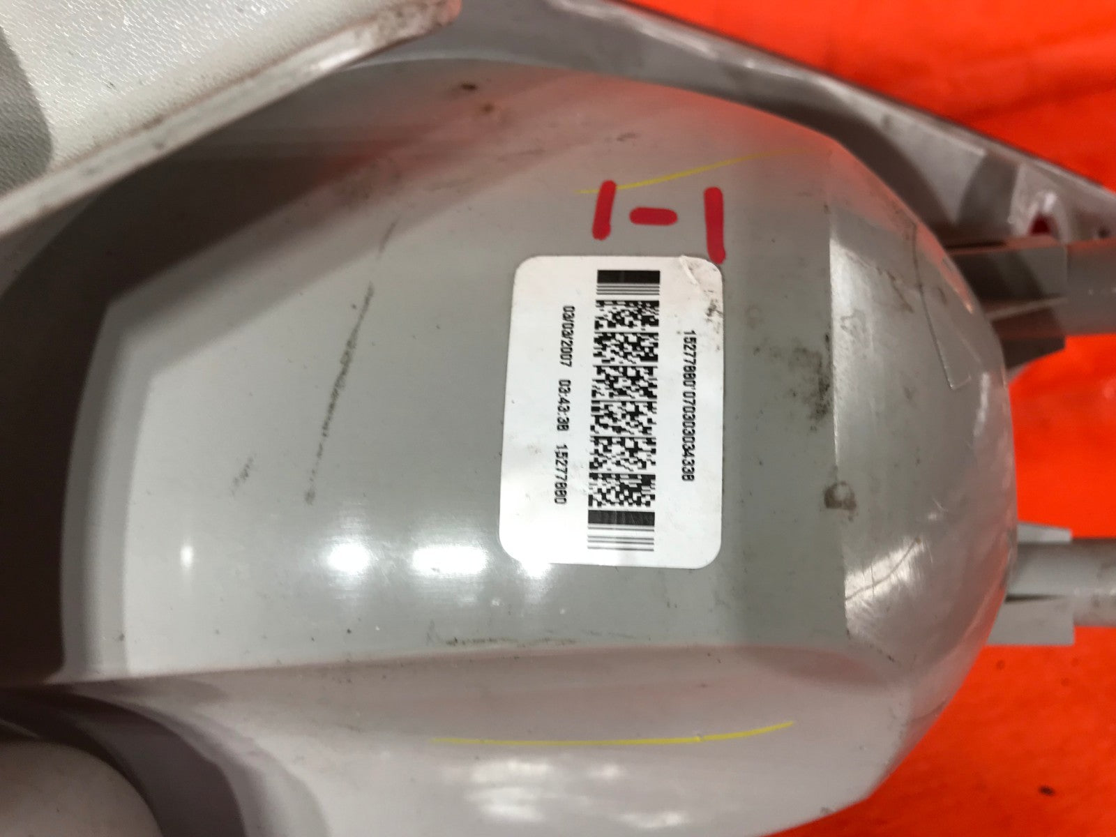 OEM 2005 2006 2007 CHEVROLET COBALT SEDAN DRIVER LEFT TAIL LIGHT LAMP 152778807