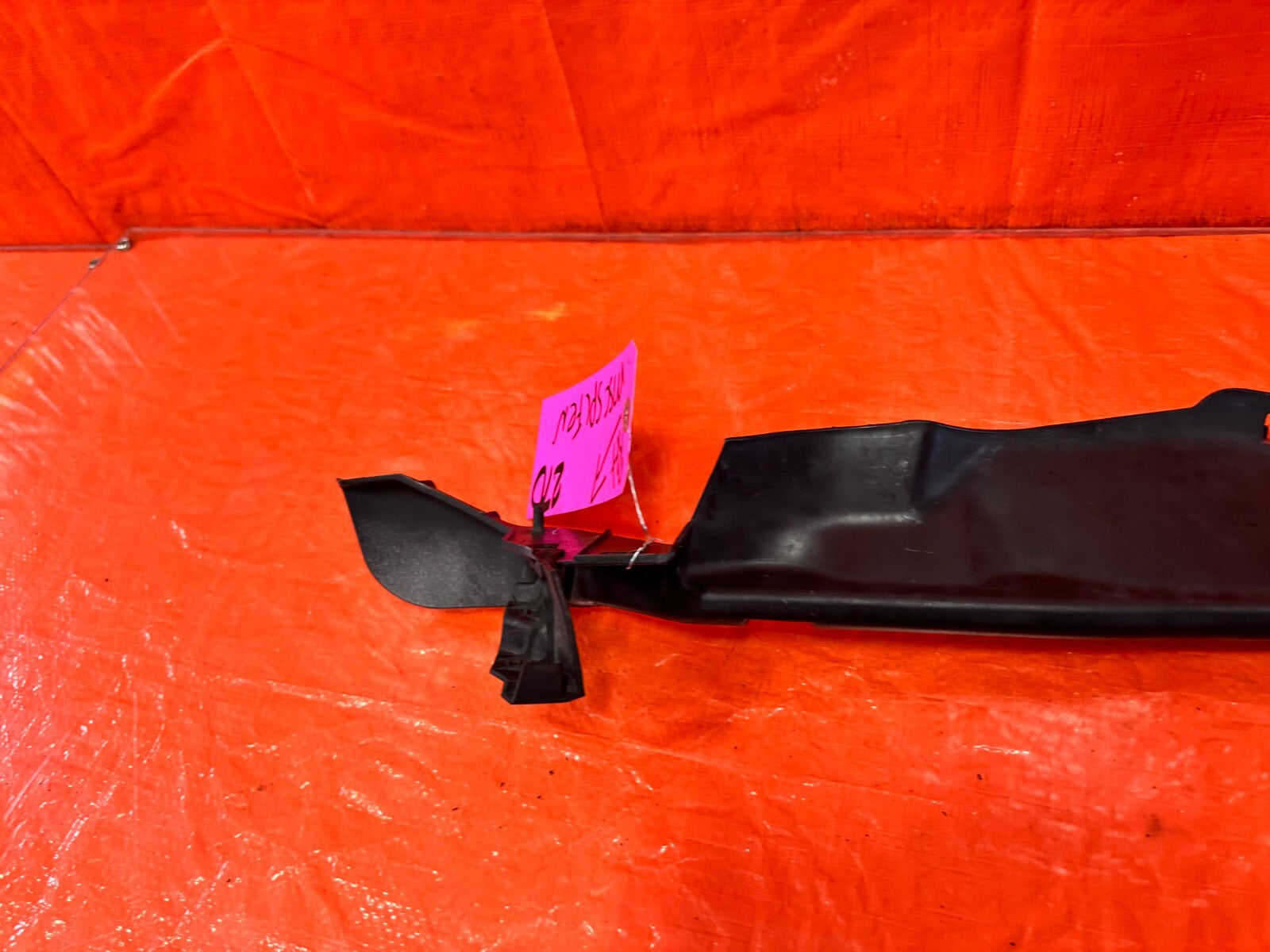 06 11 HONDA CIVIC SI   UNDER HOOD FENDER TRIM   PASSENGER RIGHT SIDE   OEM 2706