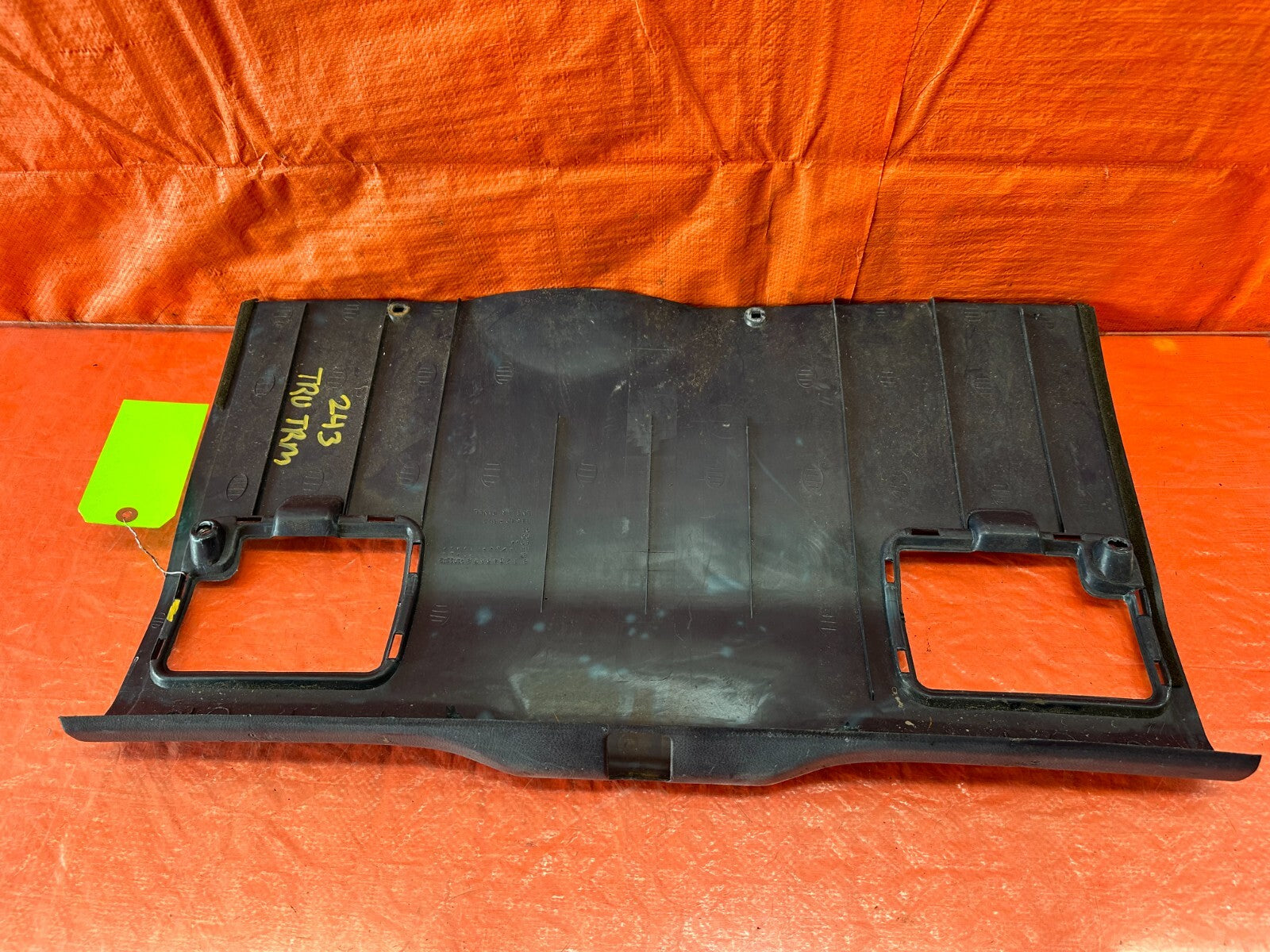 1989 89 HONDA CRX DX HF   REAR TRUNK LATCH TRIM PLASTIC PANEL LINER   OEM #2436