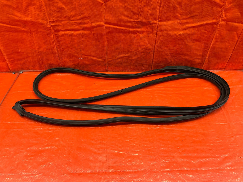 02 05 HONDA CIVIC SI EP3 HATCH LEFT DOOR WEATHER STRIP TRIM SEAL GASKET OEM 21613