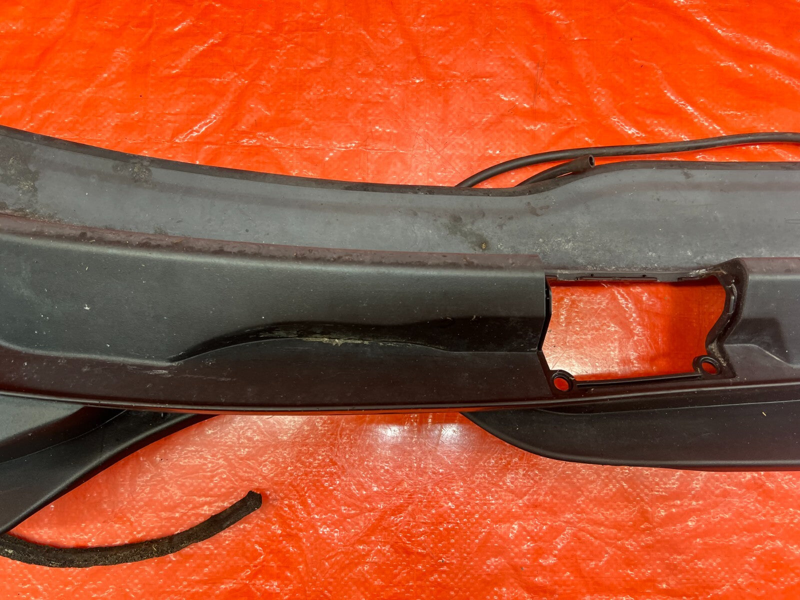 04 05 ACURA TSX   WINDSHIELD WIPER COWL PASSENGER RIGHT SIDE   OEM FACTORY #2099