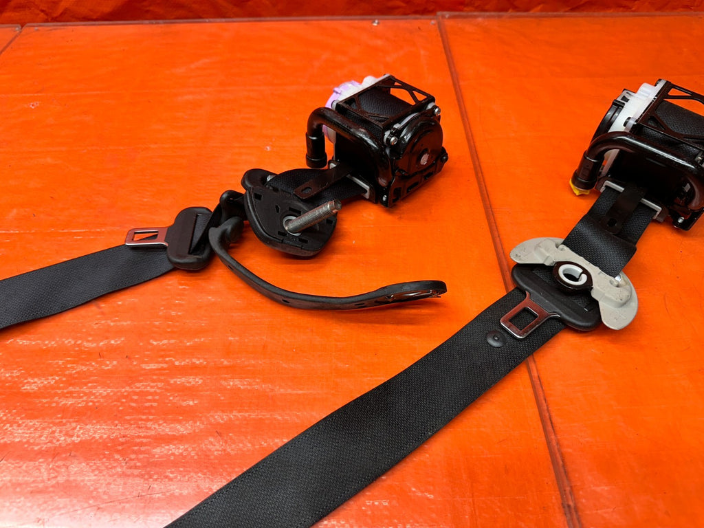 14 23 INFINITI Q50 LEFT & RIGHT FRONT SEAT BELTS SAFETY BELT BLACK OEM FACTORY 23