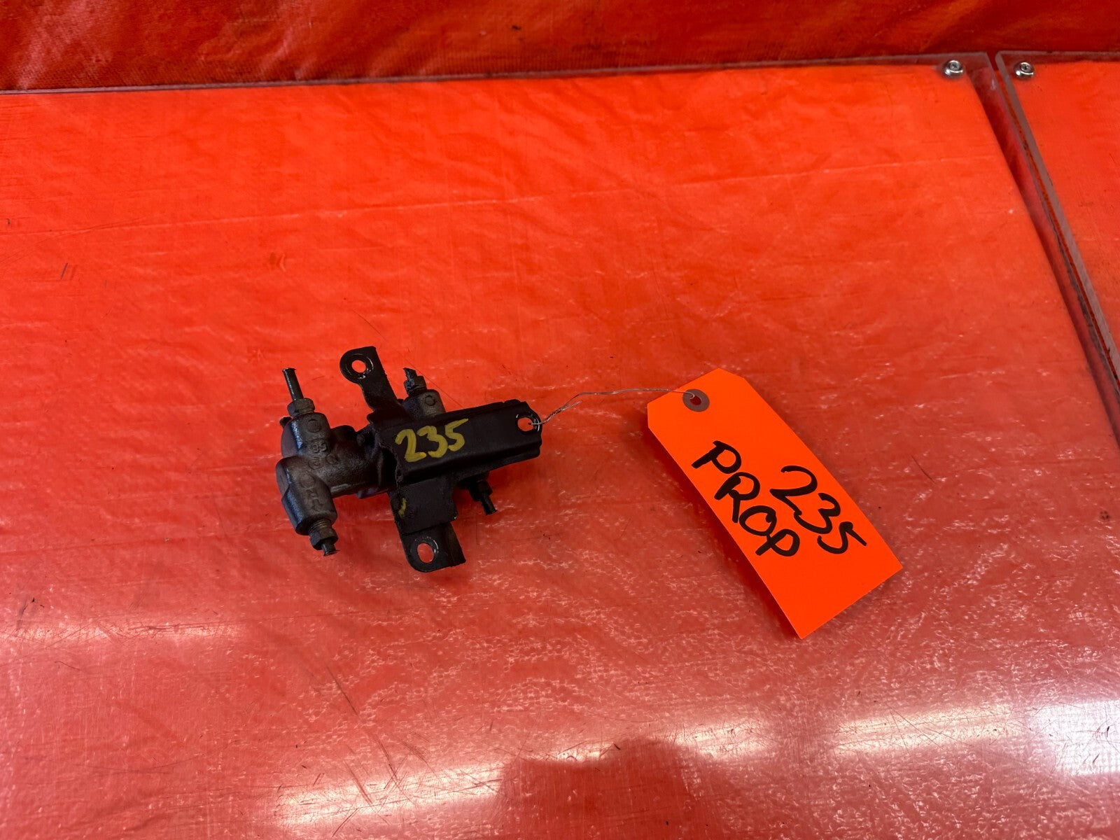 92 95 HONDA CIVIC SI REAR DISC BRAKE PROPORTIONING VALVE 4040 40/40 PROP VALVE5