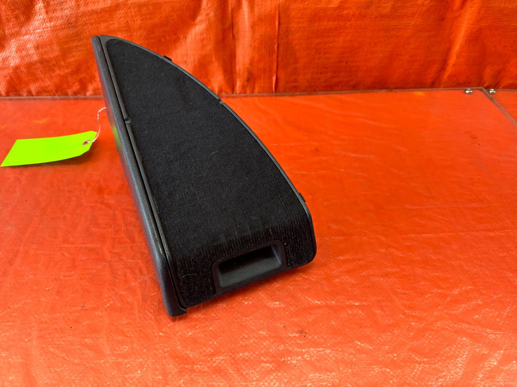 88 89 HONDA CRX DX   DRIVER LEFT REAR CARGO STORAGE COMPARTMENT OEM #2432