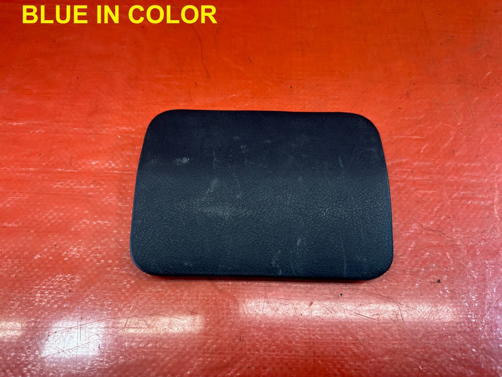 88 91 HONDA CRX   PASSENGER RIGHT REAR LID PANEL FILLER GARNISH   OEM #2430