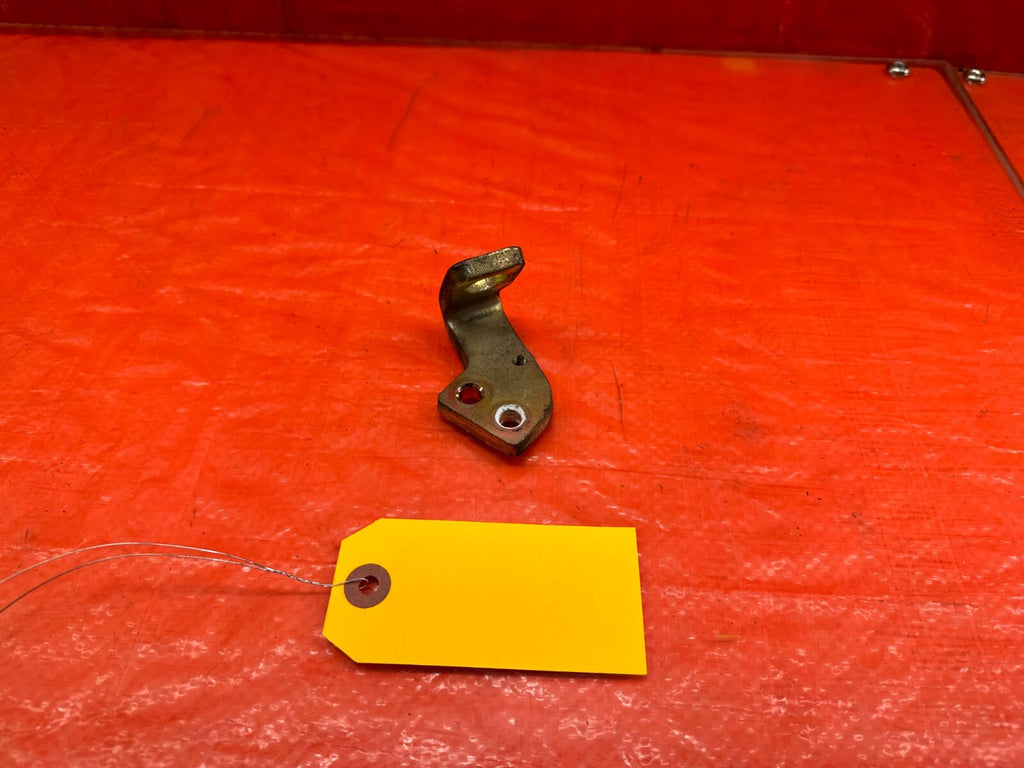 00 09 HONDA S2000   PASSENGER RIGHT REAR BRAKE CALIPER BRACKET   OEM #2241