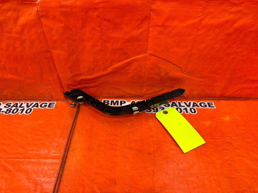 02 06 ACURA RSX   PASSENGER RIGHT REAR BUMPER BRACKET RETAINER CLIP   OEM #2540