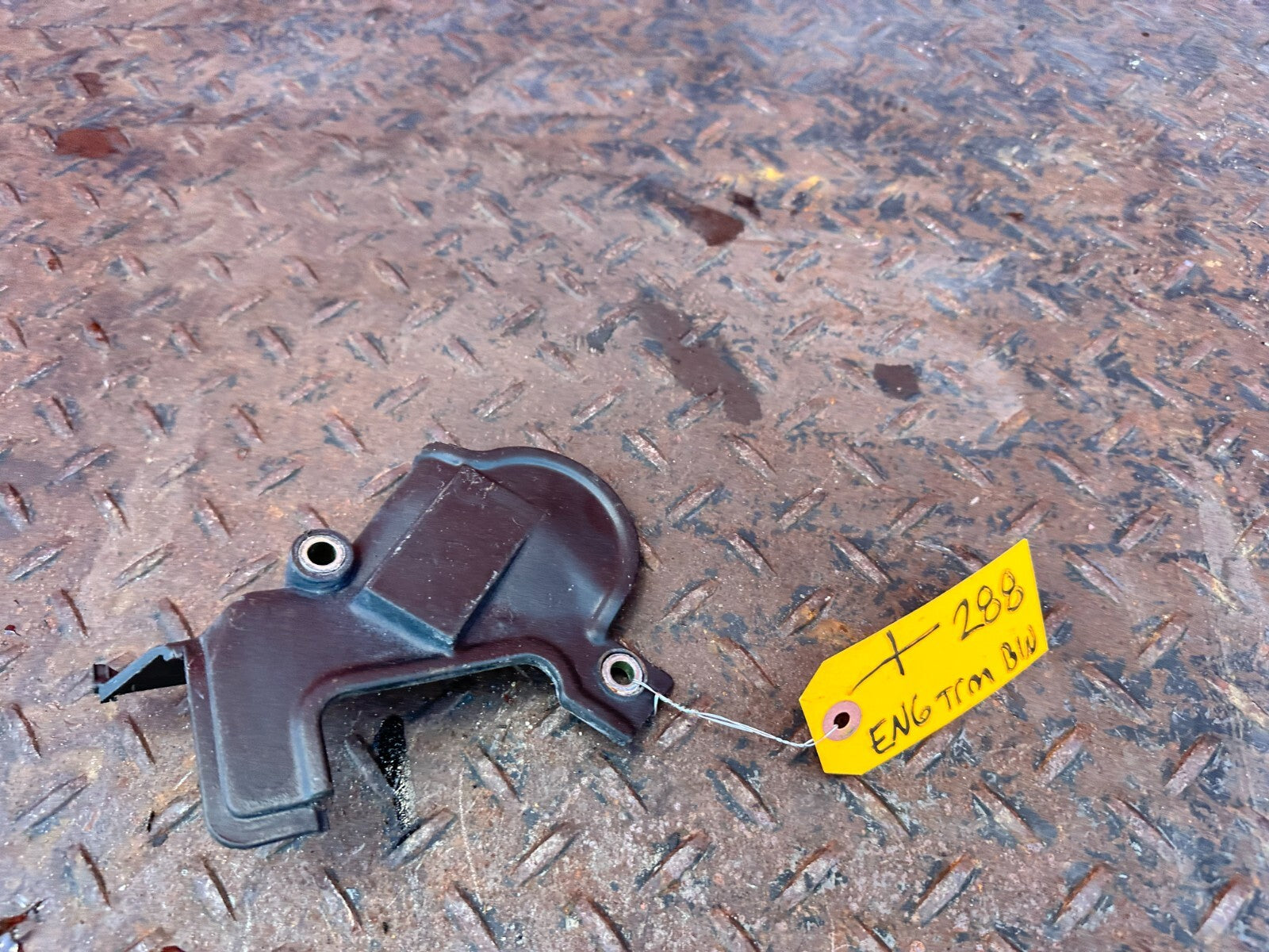 02 10 LEXUS SC430   3UZFR TIMING BELT SUB COVER   OEM FACTORY #2886
