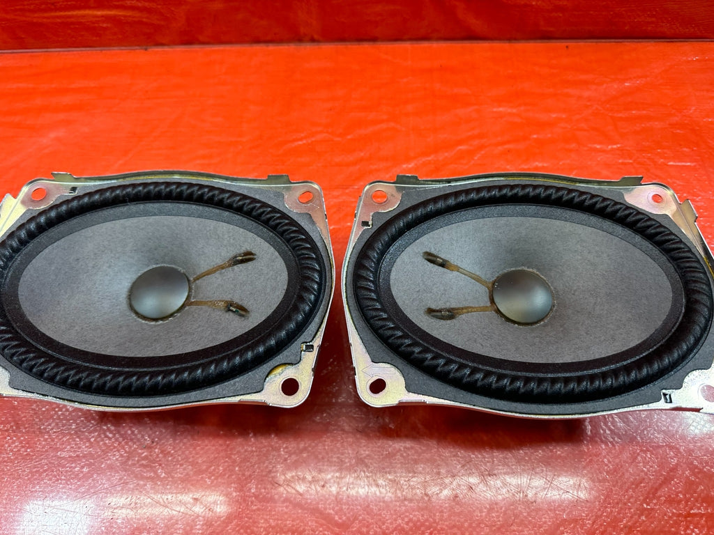 17 20 INFINITI Q60   LEFT & RIGHT REAR SPEAKERS   BOSE MODEL   OEM #2005