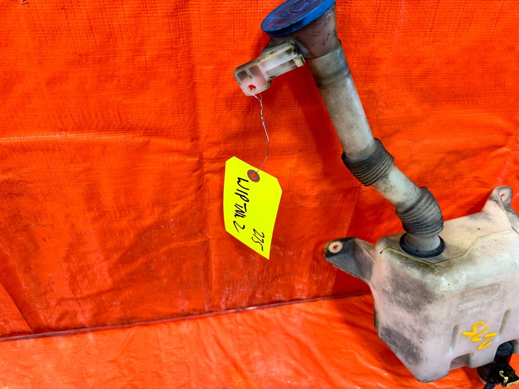 04 08 ACURA TSX   WINDSHIELD WIPER RESERVOIR TANK W/ MOTOR   OEM FACTORY #2759