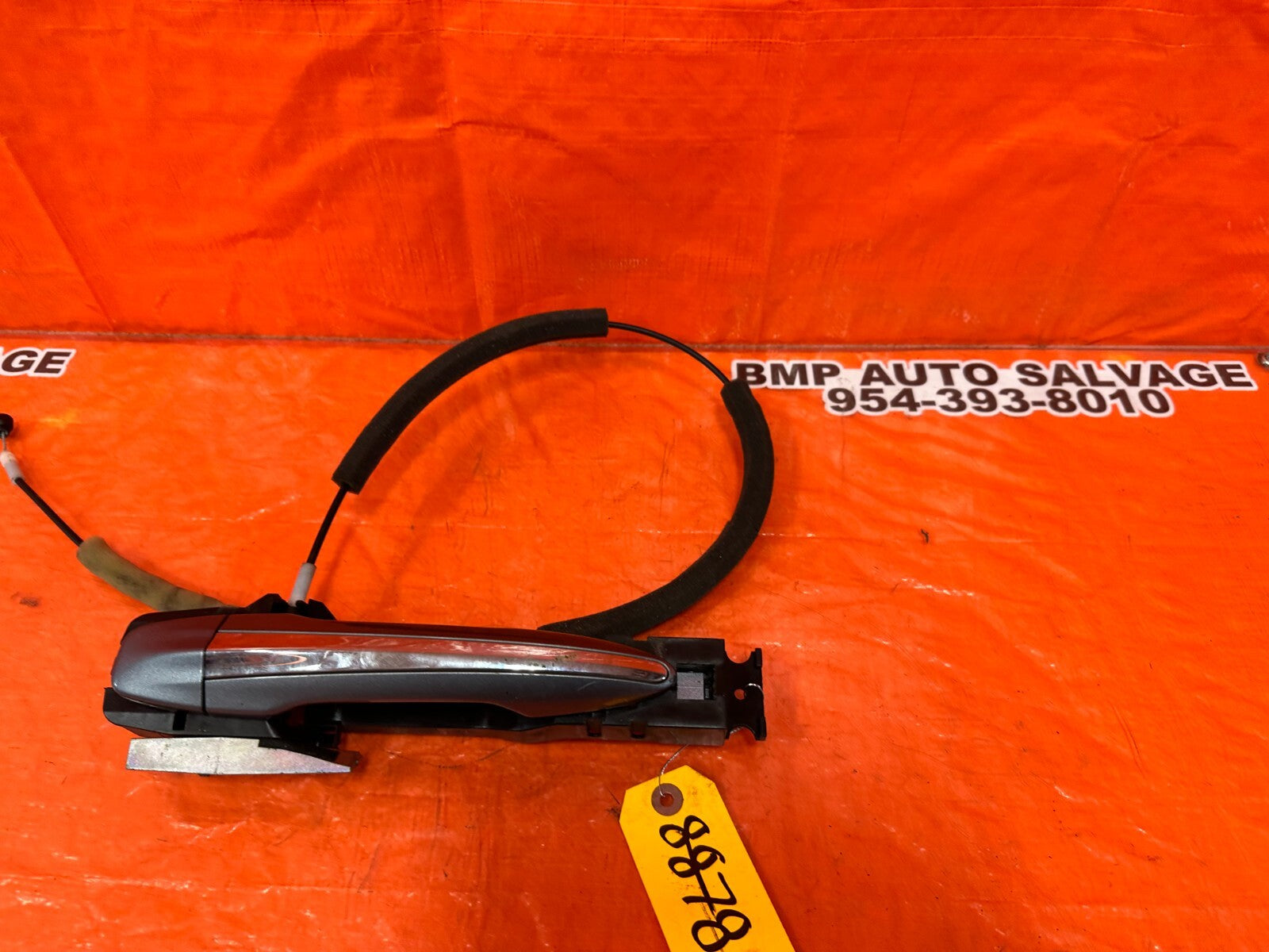 14 20 INFINITI Q50 DRIVER LEFT REAR EXTERIOR DOOR HANDLE W/ CAP & BASE OEM 87886