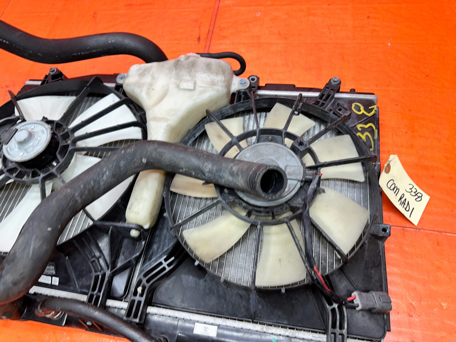 04-05 ACURA TSX 2.4L RADIATOR DUAL COOLING FANS TANK HOSES SET OEM #3388