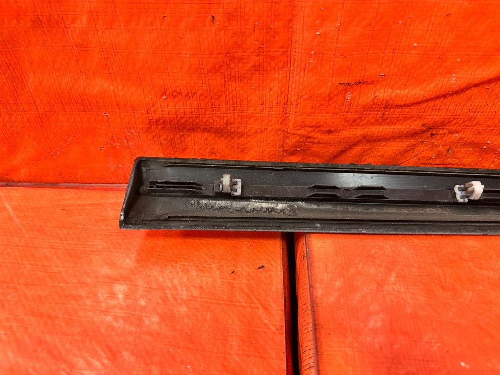 06 11 HONDA CIVIC SI 4D SEDAN   DOOR MOLDING IMPACT STRIP LEFT FRONT OEM #3077