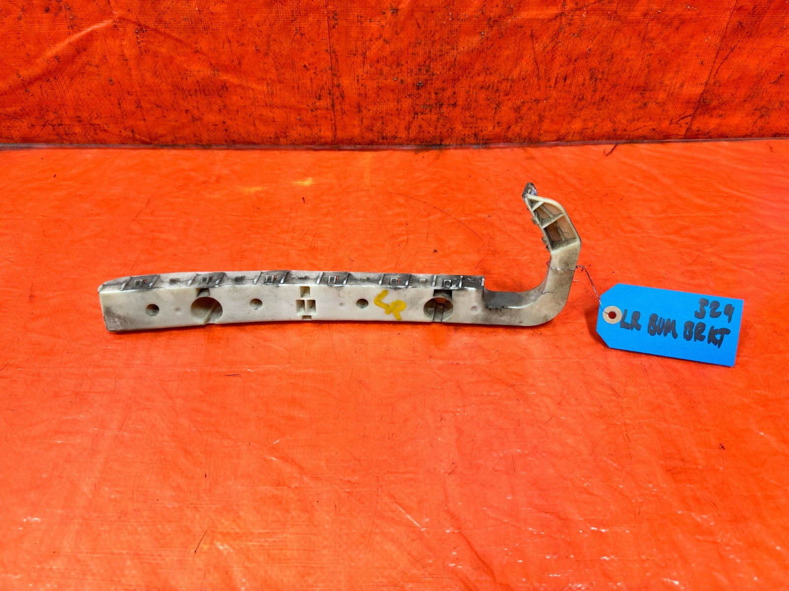 2009 2015 INFINITI Q60 G37 CONVERTIBLE REAR BUMPER SIDE BRACKET MOUNT LH #3290