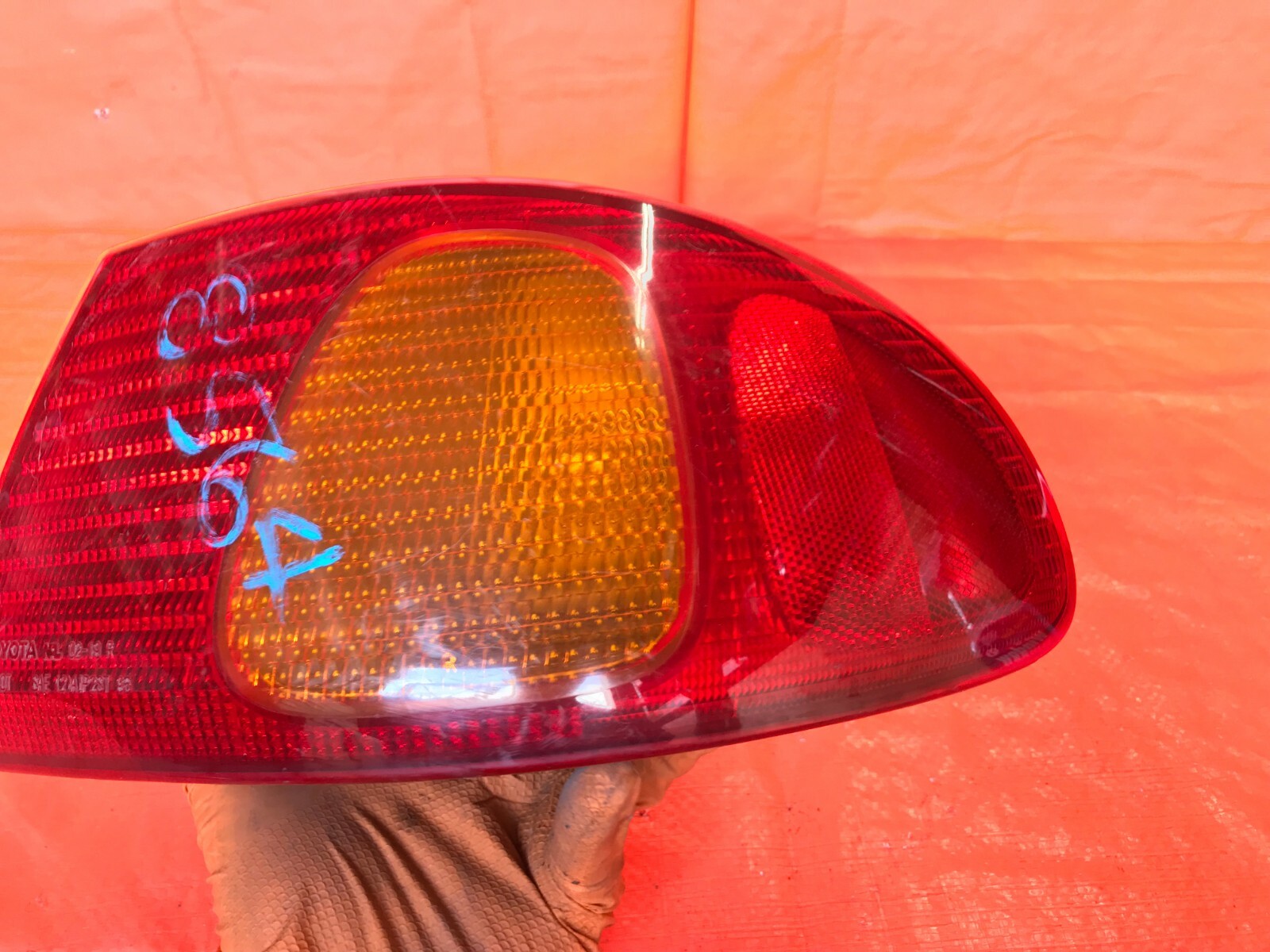 OEM 2000 2001 2002 TOYOTA COROLLA PASSENGER RIGHT TAIL LIGHT OUTER LAMP R RH   3
