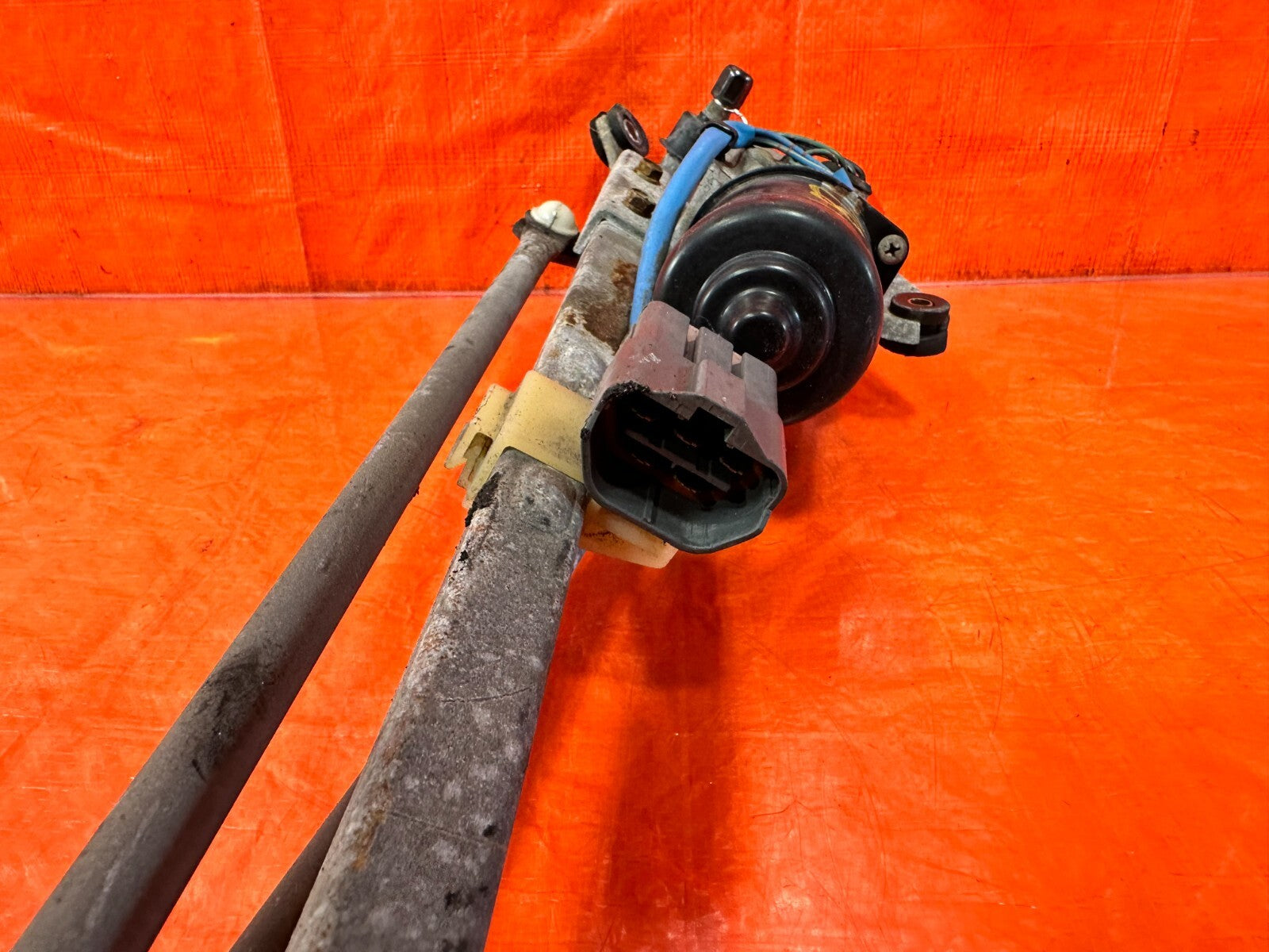 94   01 ACURA INTEGRA   FRONT WINDSHIELD WIPER MOTOR WITH LINKAGE   OEM  #2815