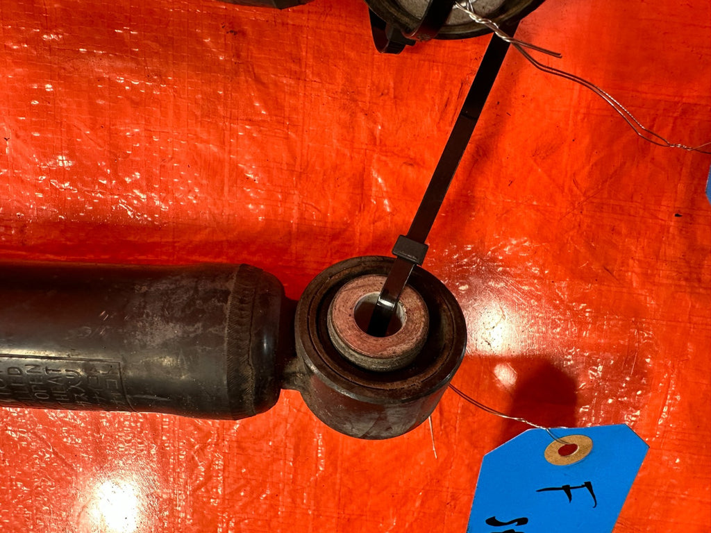 09 13 INFINITI G37 COUPE RWD ONLY FRONT SHOCKS & SPRINGS LEFT AND RIGHT OEM #3204