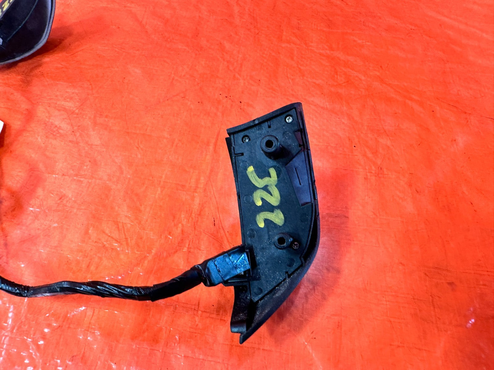 04 05 ACURA TSX   STEERING WHEEL MOUNTED CONTROL SWITCHES LEFT RIGHT   OEM 3225