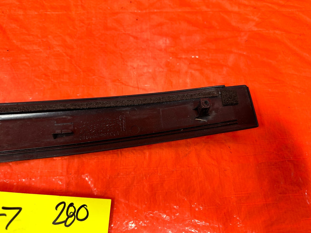 02 06 ACURA RSX   RIGHT DOOR SASH PILLAR TRIM   PASSENGER SIDE   OEM #2805