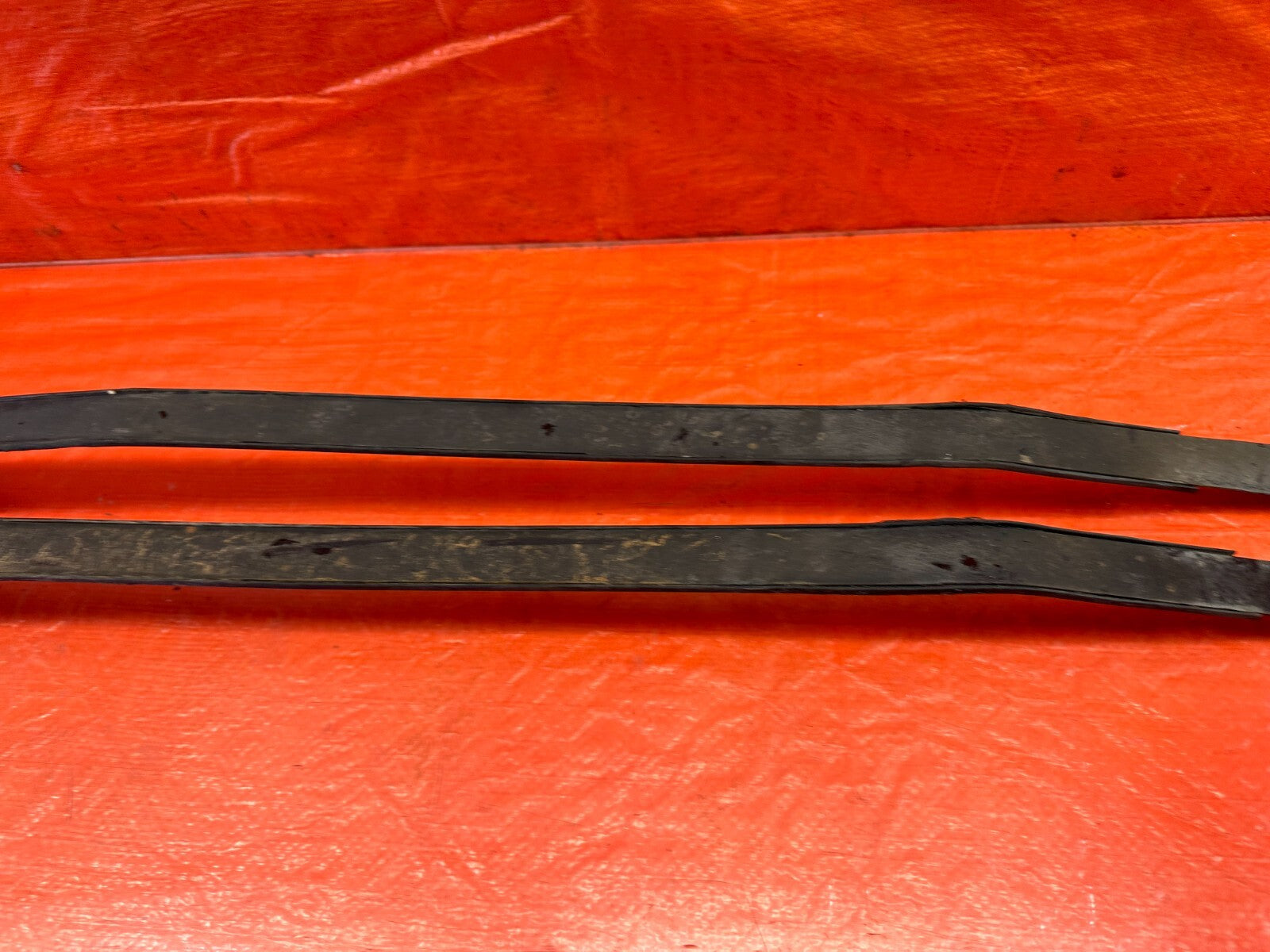 94 01 ACURA INTEGRA   GASOLINE GAS FUEL TANK STRAP SET STRAPS SUPPORTS   OEM 2263