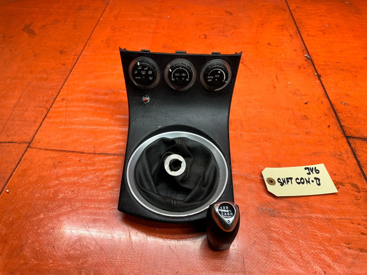 03-08 NISSAN 350Z 3.5L 6 SPEED MANUAL SHIFTER BEZEL CENTER CONSOLE OEM #3460