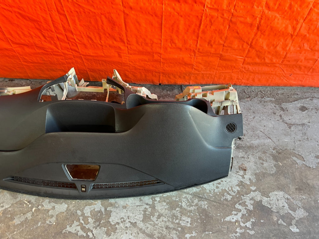 09 14 ACURA TSX   DASHBOARD PANEL DASH BOARD   BLACK & IVORY TRIM   OEM #1589