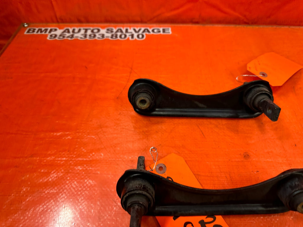 93 97 HONDA DEL SOL   LEFT AND RIGHT REAR UPPER CONTROL ARMS OEM FACTORY #2568