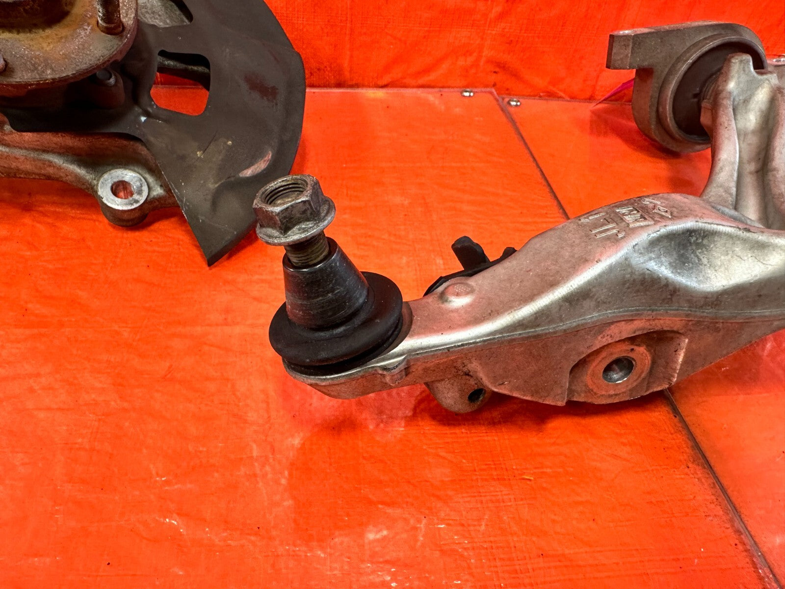 14 20 INFINITI Q50 DRIVER LEFT FRONT SPINDLE KNUCKLE W/ UPPER LOWER ARMS OEM 28916