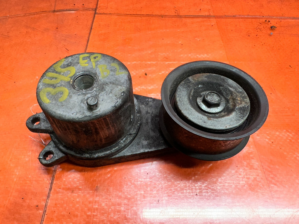 14-15 INFINITI Q50 3.7L AWD VQ37VHR DRIVE BELT TENSIONER IDLER PULLEY BRACKET #30