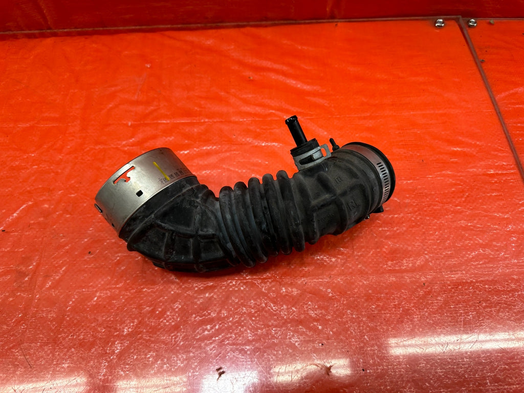 16 19 INFINITI Q50 17 18 Q60 3.0L  INTAKE ARM AIR HOSE TUBE   RIGHT   OEM #1859