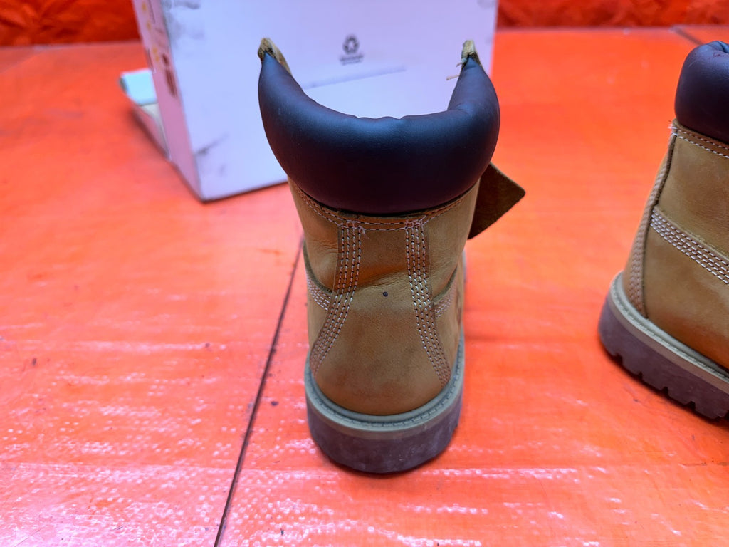 TIMBERLAND MENS BOOTS SIZE 6.5 12909 40 35 THESE R USED14