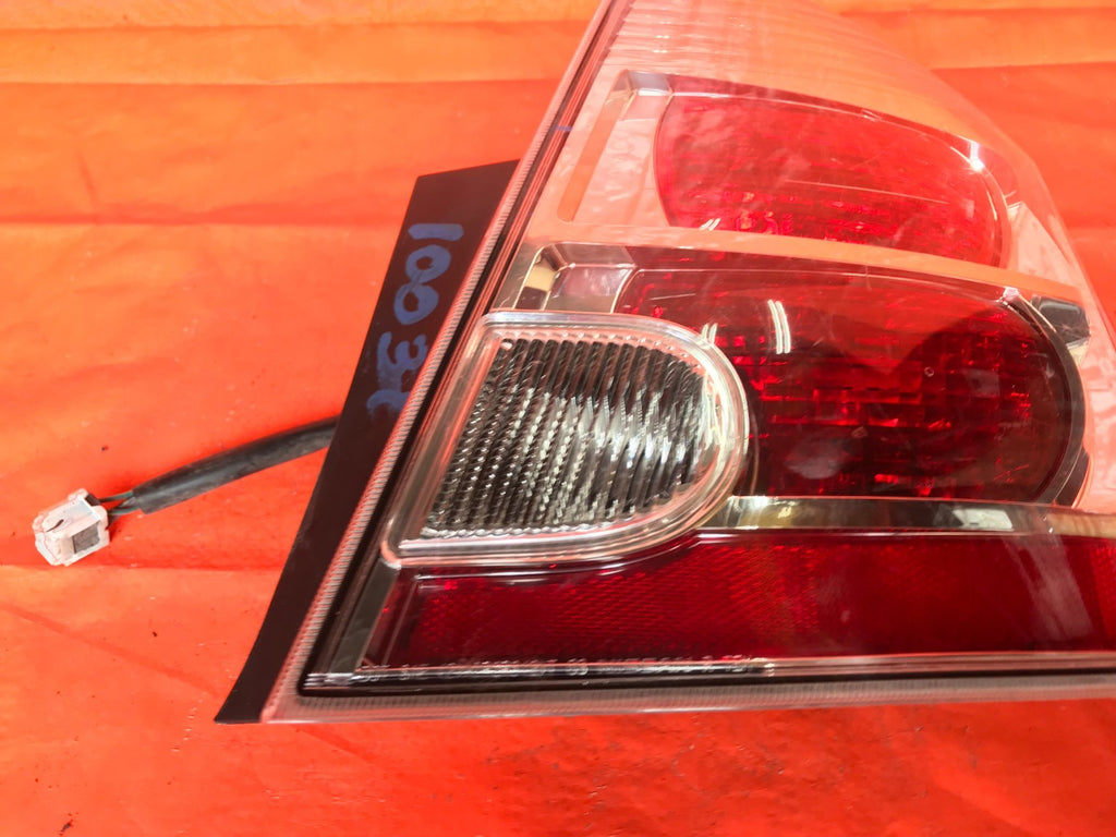 OEM 2010 2011 2012 NISSAN SENTRA PASSENGER RIGHT OUTER TAIL LIGHT LAMP 10 11 121