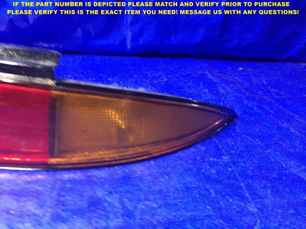 OEM 1993 1994 INFINITI J30 PASSENGER RIGHT TAIL LIGHT R RH 93 941