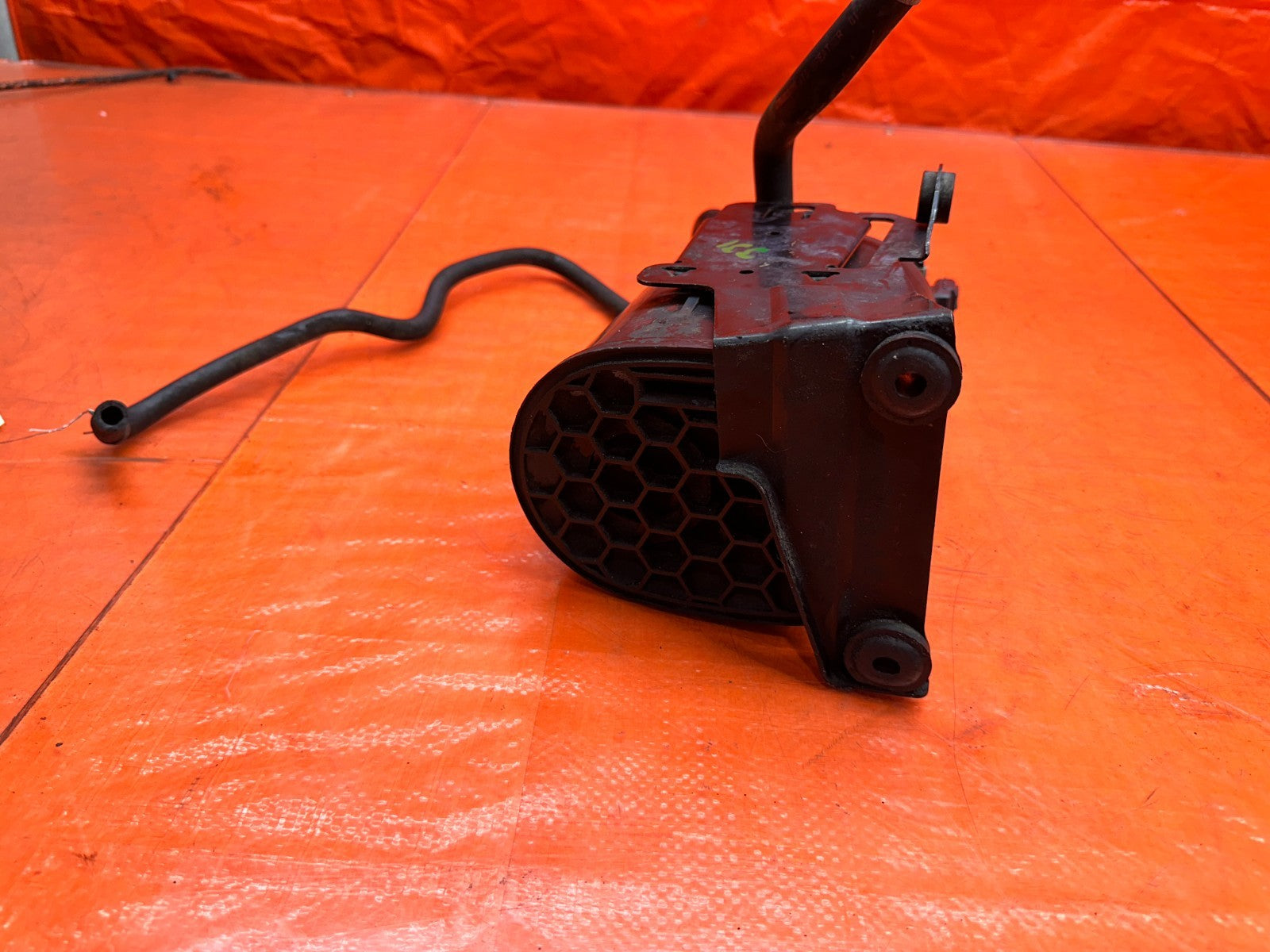 94 01 ACURA INTEGRA EVAP VAPOR CHARCOAL CANISTER OEM #3316