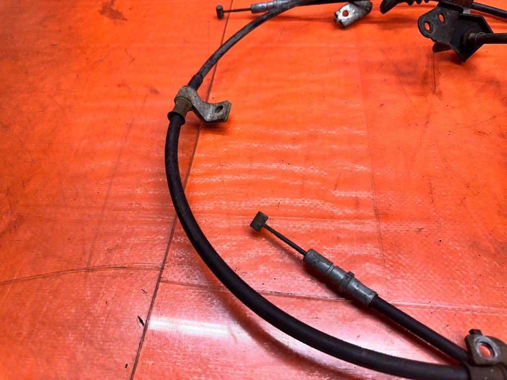 97 01 HONDA PRELUDE 2.2L REAR LEFT RIGHT BRAKE CALIPERS E BRAKE CABLES OEM #3368