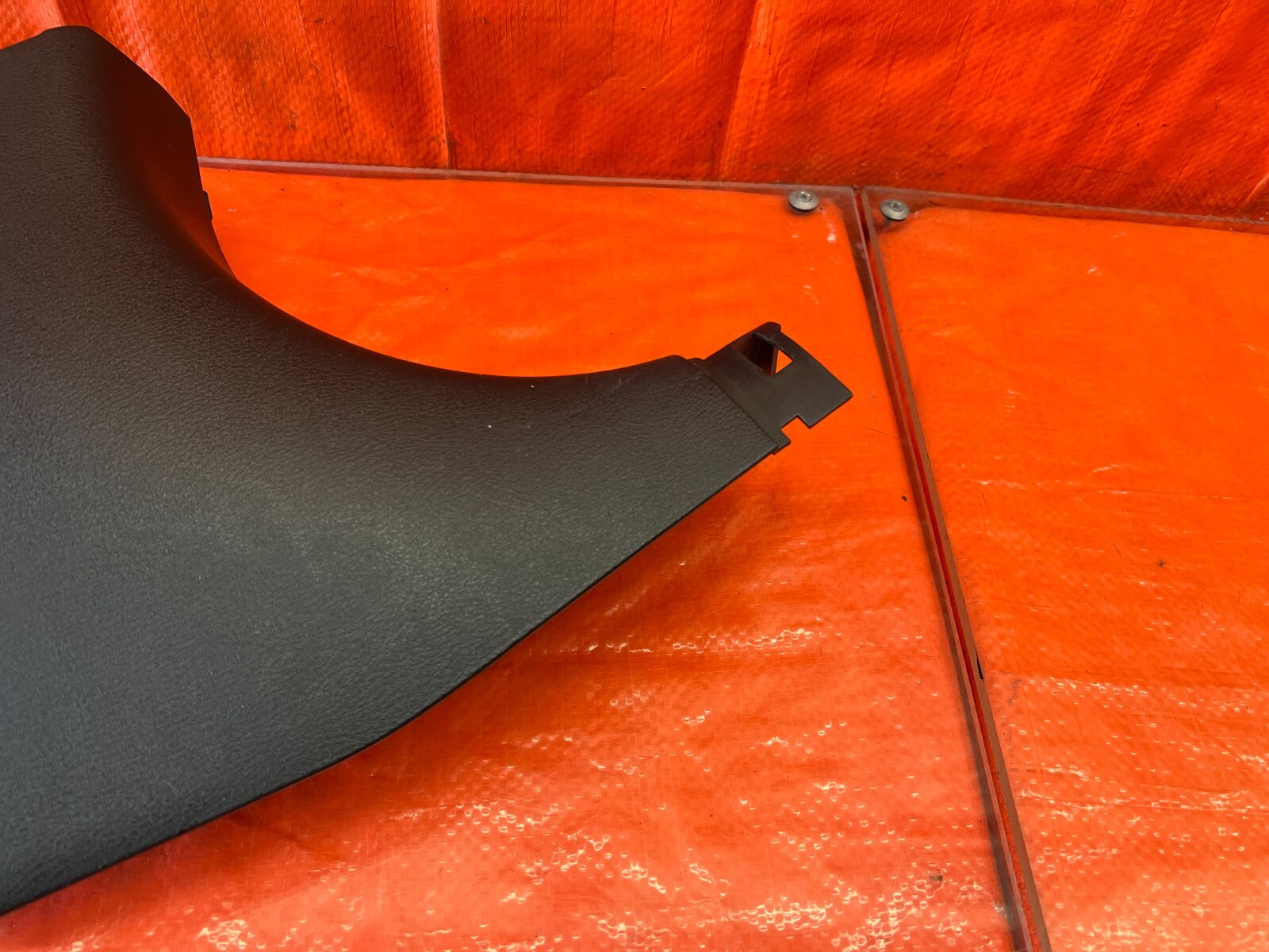 04 08 ACURA TSX   KICK PANEL   PASSENGER RIGHT SIDE   BLACK COLOR   OEM #1564