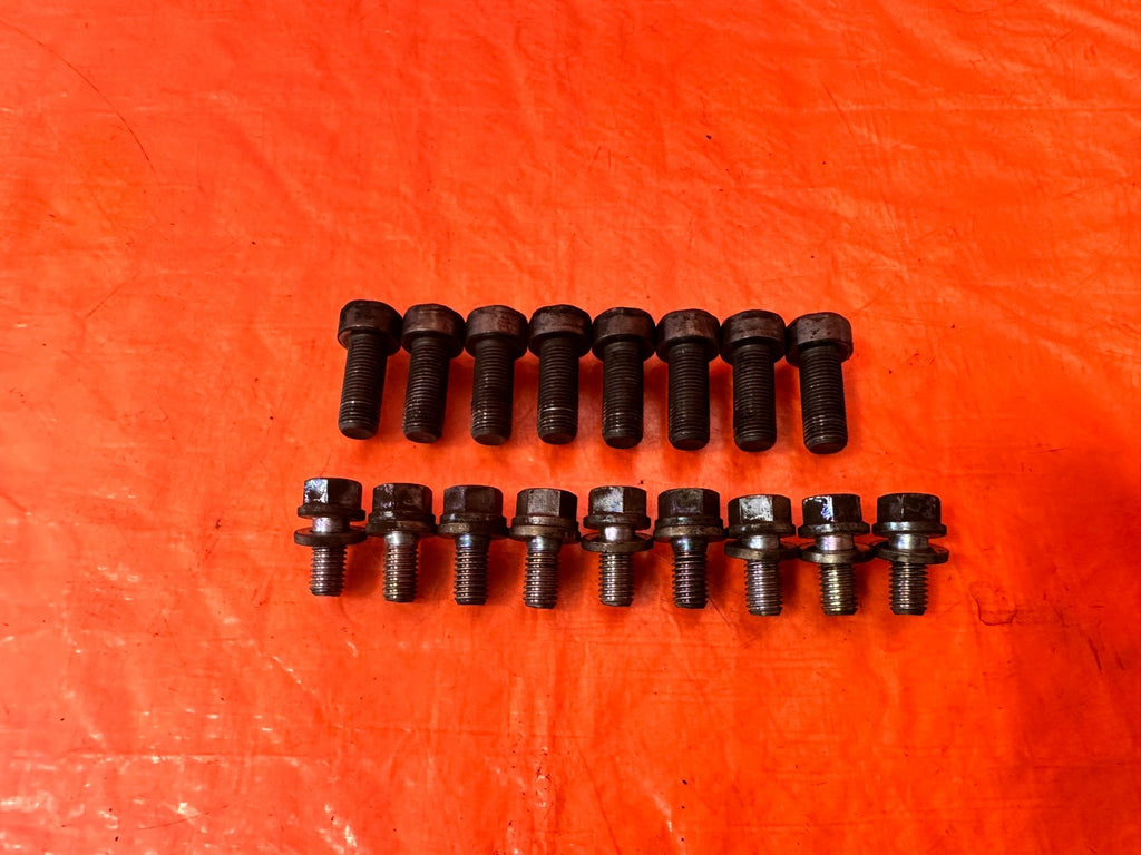 08 15 INFINITI G37 & Q60   VQ37VHR 6 SPEED MANUAL   FLYWHEEL BOLTS HARDWARE 3284