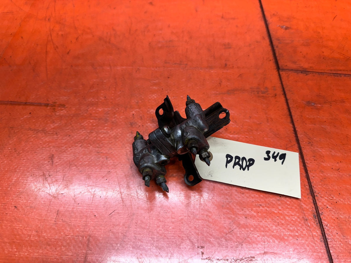 94-01 ACURA INTEGRA 92-95 CIVIC NON ABS BRAKE PROPORTIONING VALVE 4040 OEM #3496