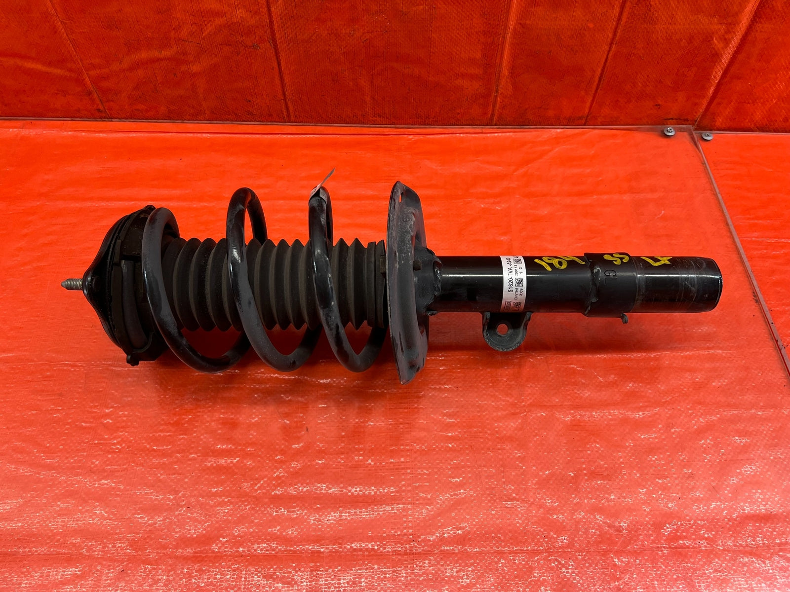 18 21 HONDA ACCORD SPORT   SHOCK & SPRING STRUT PASSENGER RIGHT FRONT   OEM #1840