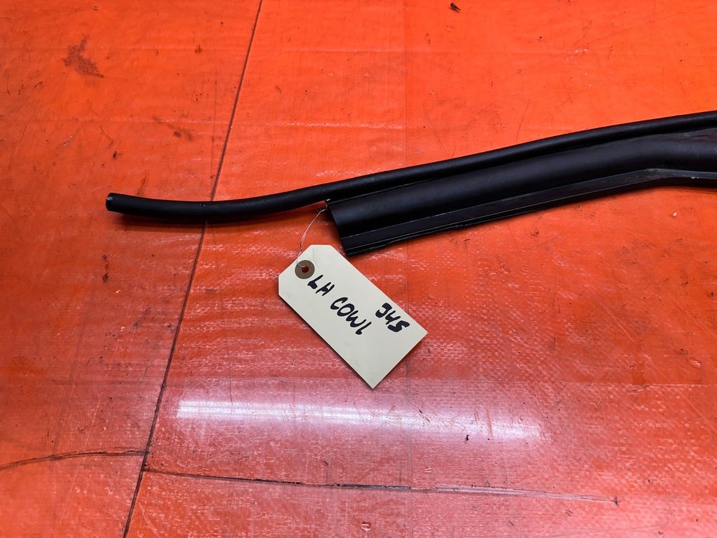14-15 INFINITI Q50 3.7L AWD DRIVER LEFT FRONT FENDER SIDE MOLDING TRIM GARNISH #6