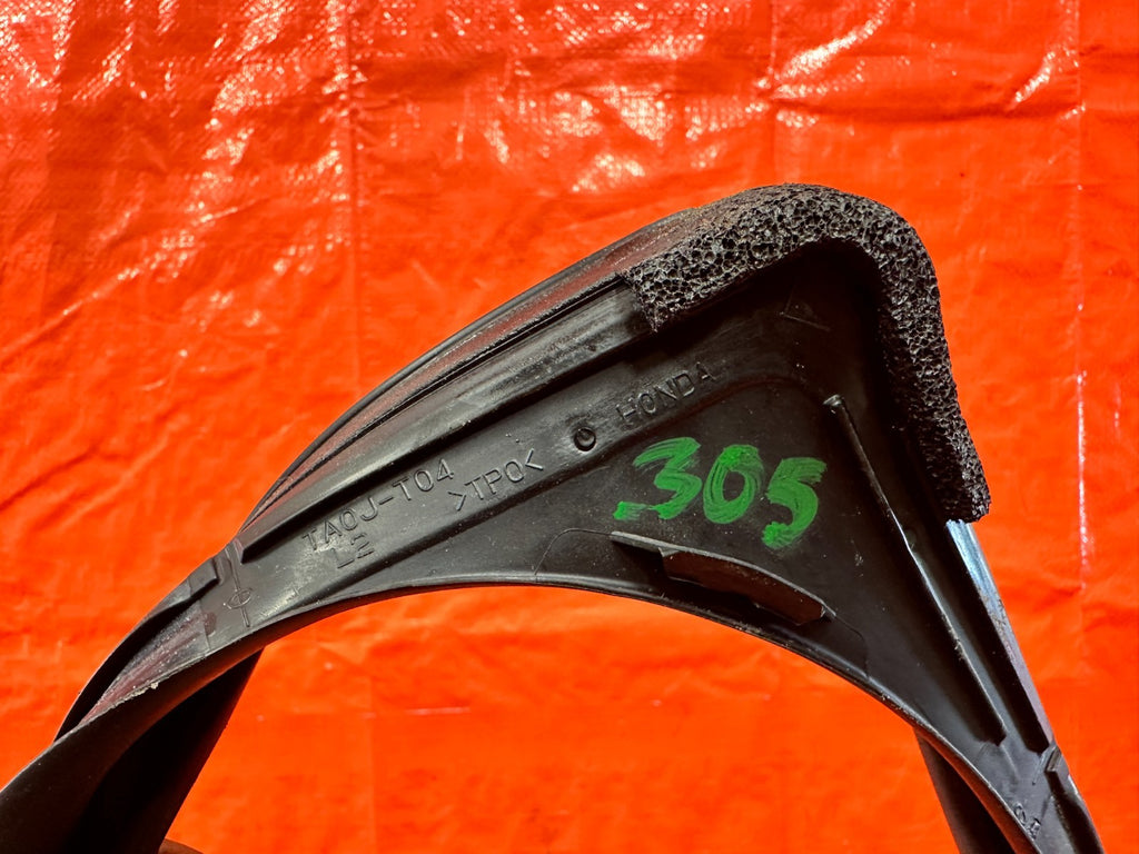 09 14 ACURA TSX   DRIVER LEFT REAR WINDOW GLASS RUN CHANNEL   OEM 3058