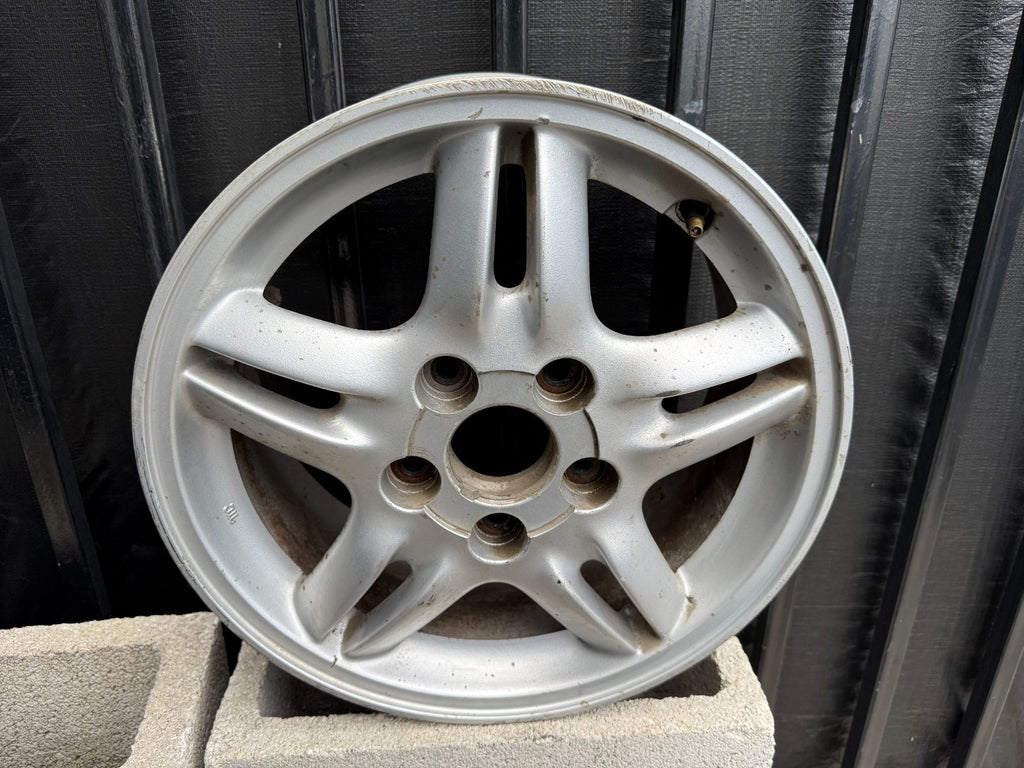 97-01 HONDA CR-V CRV - FACTORY 5 SPOKE WHEEL RIM OEM FACTORY OE #302-36