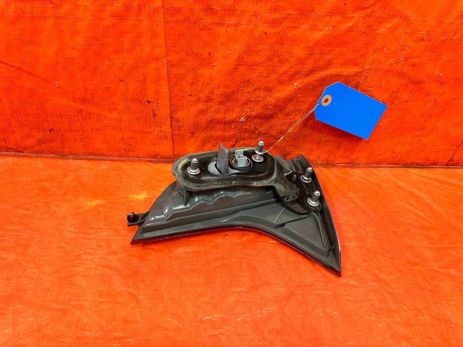 06 11 CIVIC 4D SEDAN   DRIVER LEFT   INNER TRUNK   TAIL LIGHT LAMP   OEM #3072