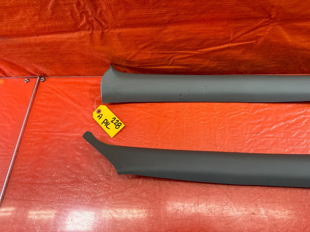 94 01 INTEGRA SEDAN A PILLAR TRIM SET   LEFT RIGHT A PILLARS   OEM FACTORY #2284