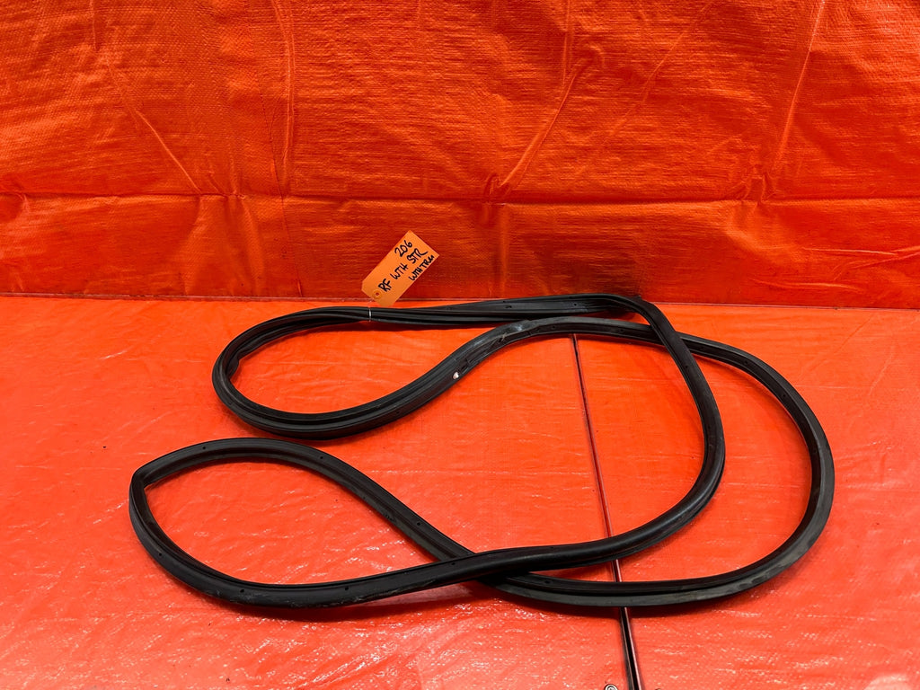 08 15 LANCER EVOLUTION X EVO 10 PASSENGER RIGHT FRONT DOOR WEATHER STRIP OEM 20610